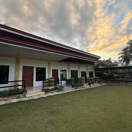 Cocoville Guesthouse Kubo